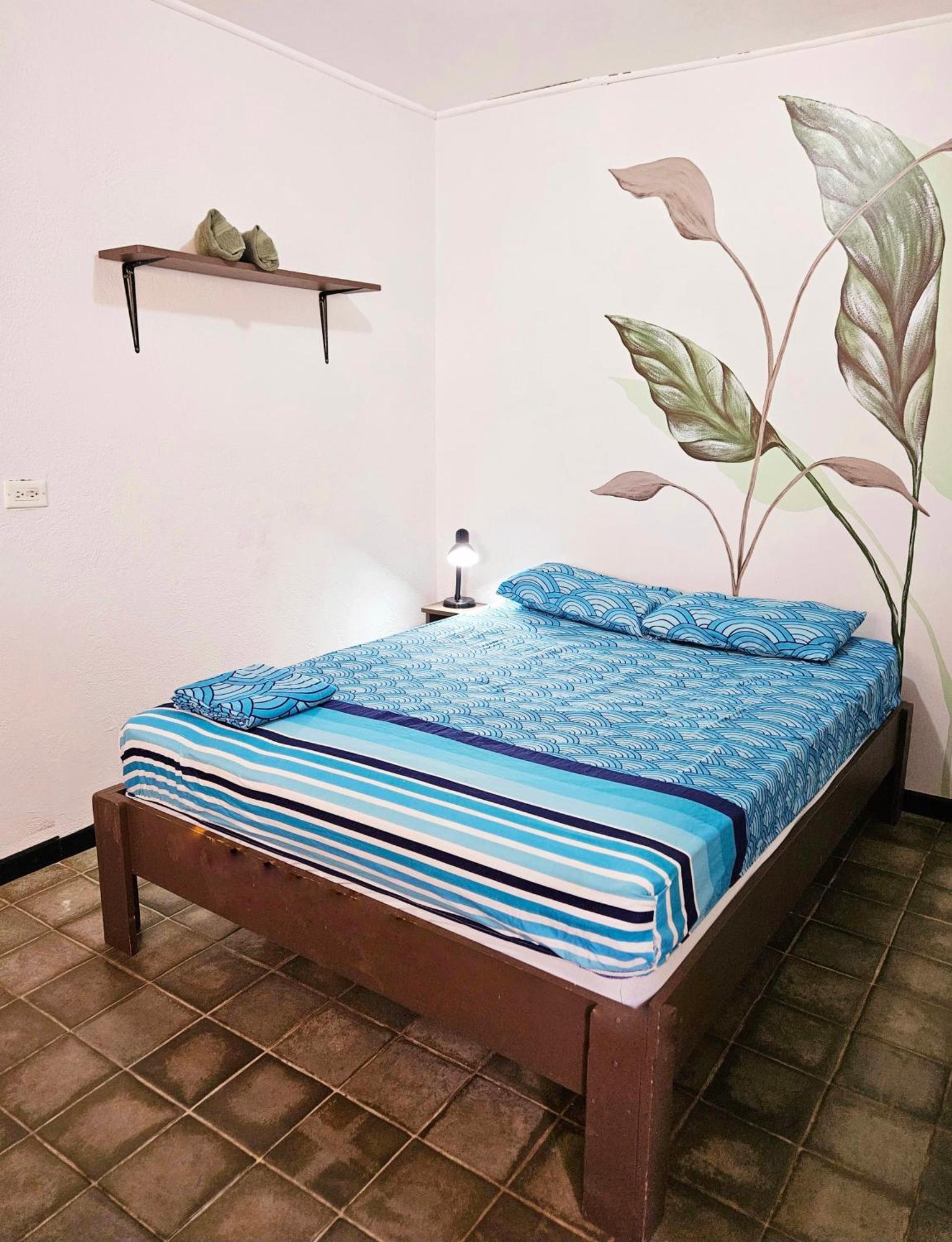 Casa Pura Vida Surf Hostel - Tamarindo Costa Rica Eksteriør bilde